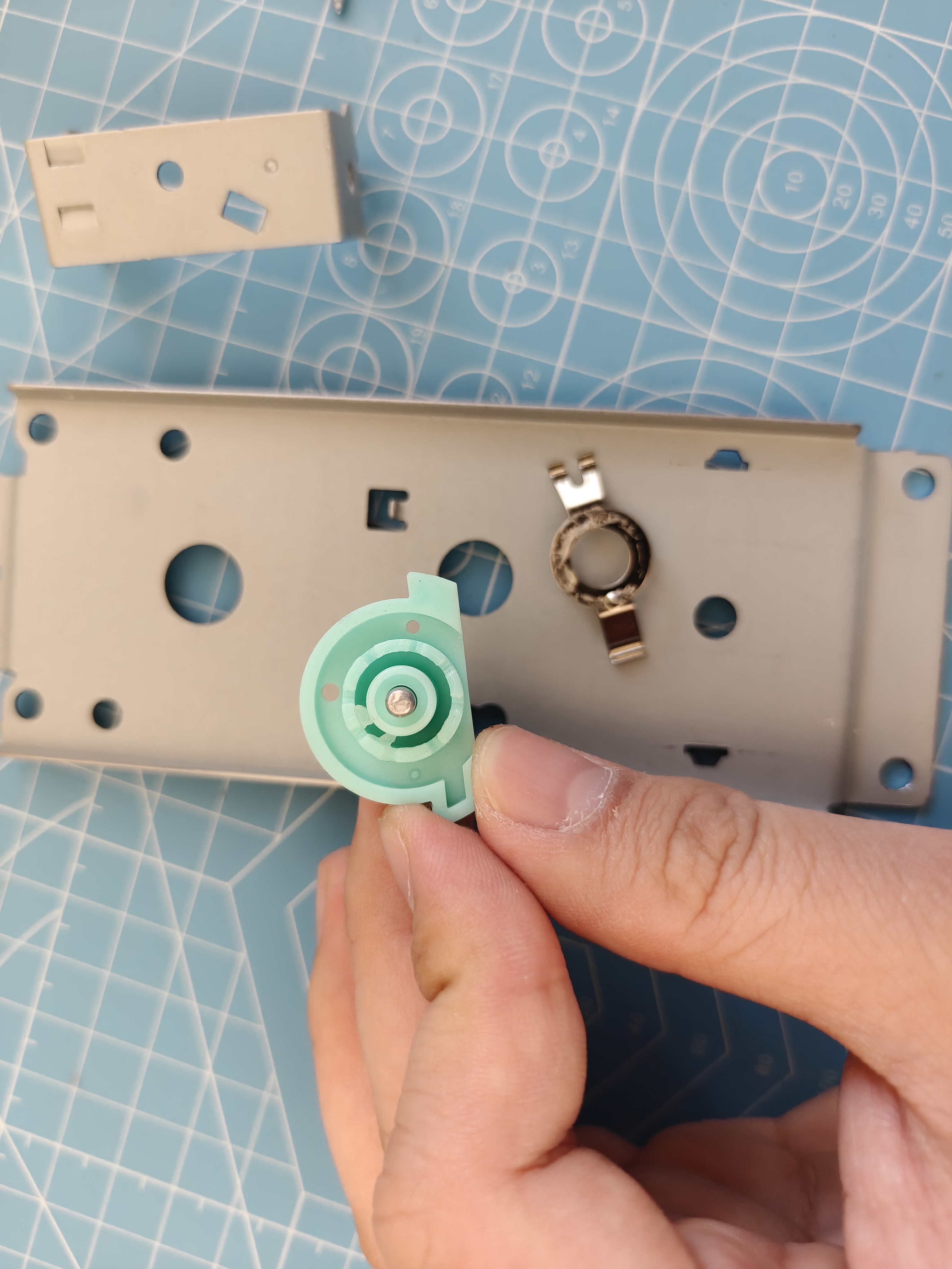 微波炉计时器棘轮机构